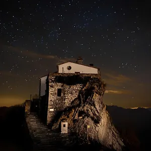 Santuario De Bellmunt Inn Sant Pere de Torello